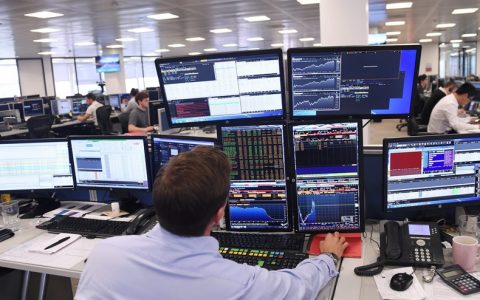 中国白银期货涨停了吗现在（中国白银期货涨停了吗现在怎么样）